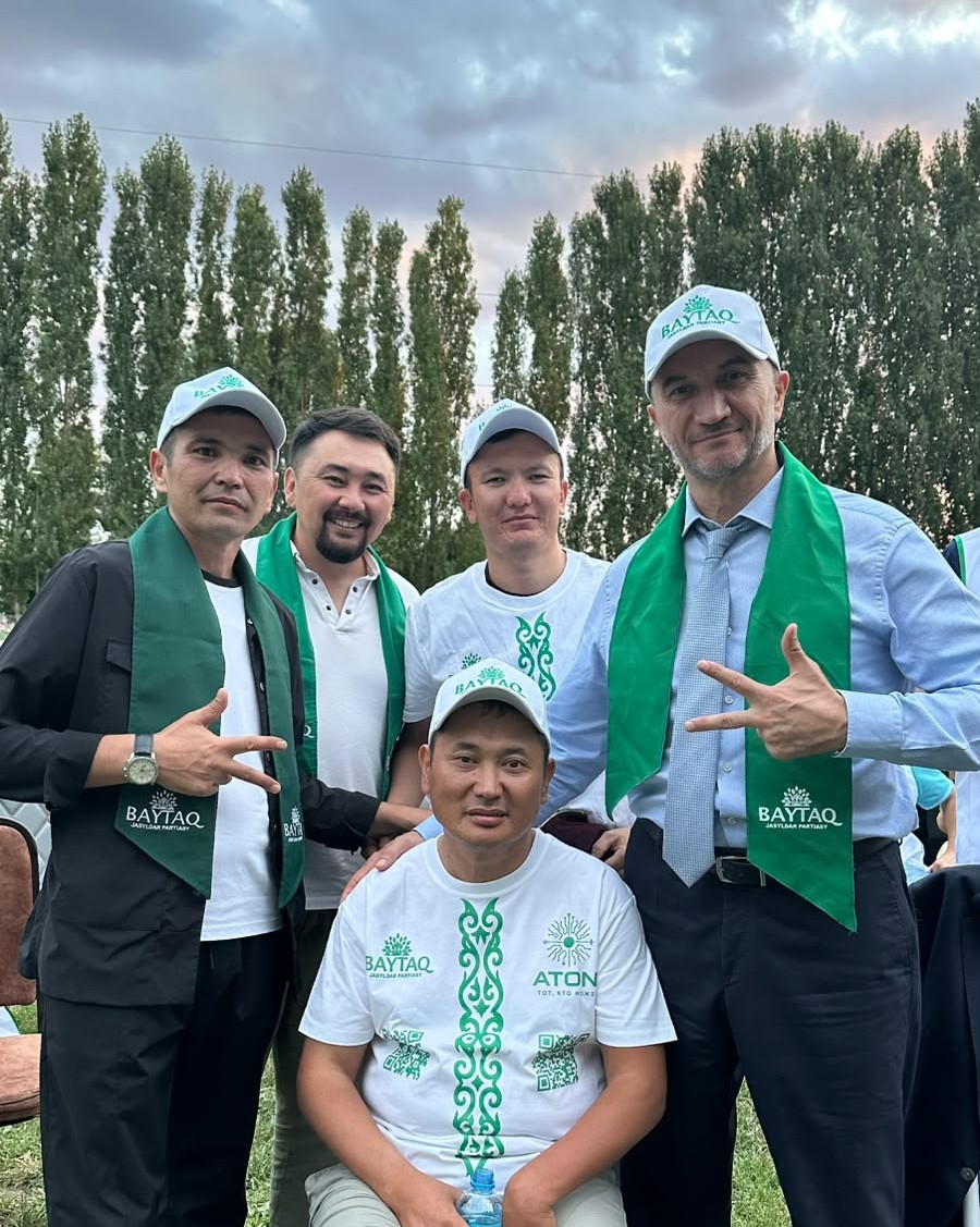 An evening combining politics and art took place in the village of Zhanaturmys