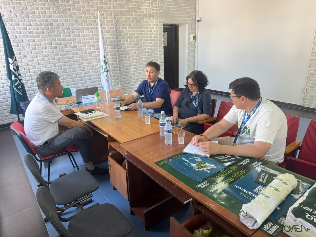 The Baytaq Party met with international observers